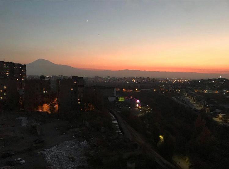 Евродвушка В Glendale Hills В Центре,С Видом На Арарат Erivan Dış mekan fotoğraf